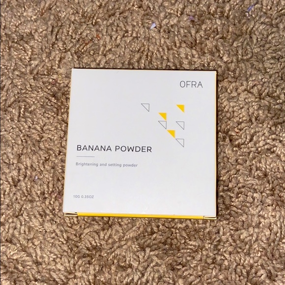 OFRA Banana powder never used - Picture 1 of 2